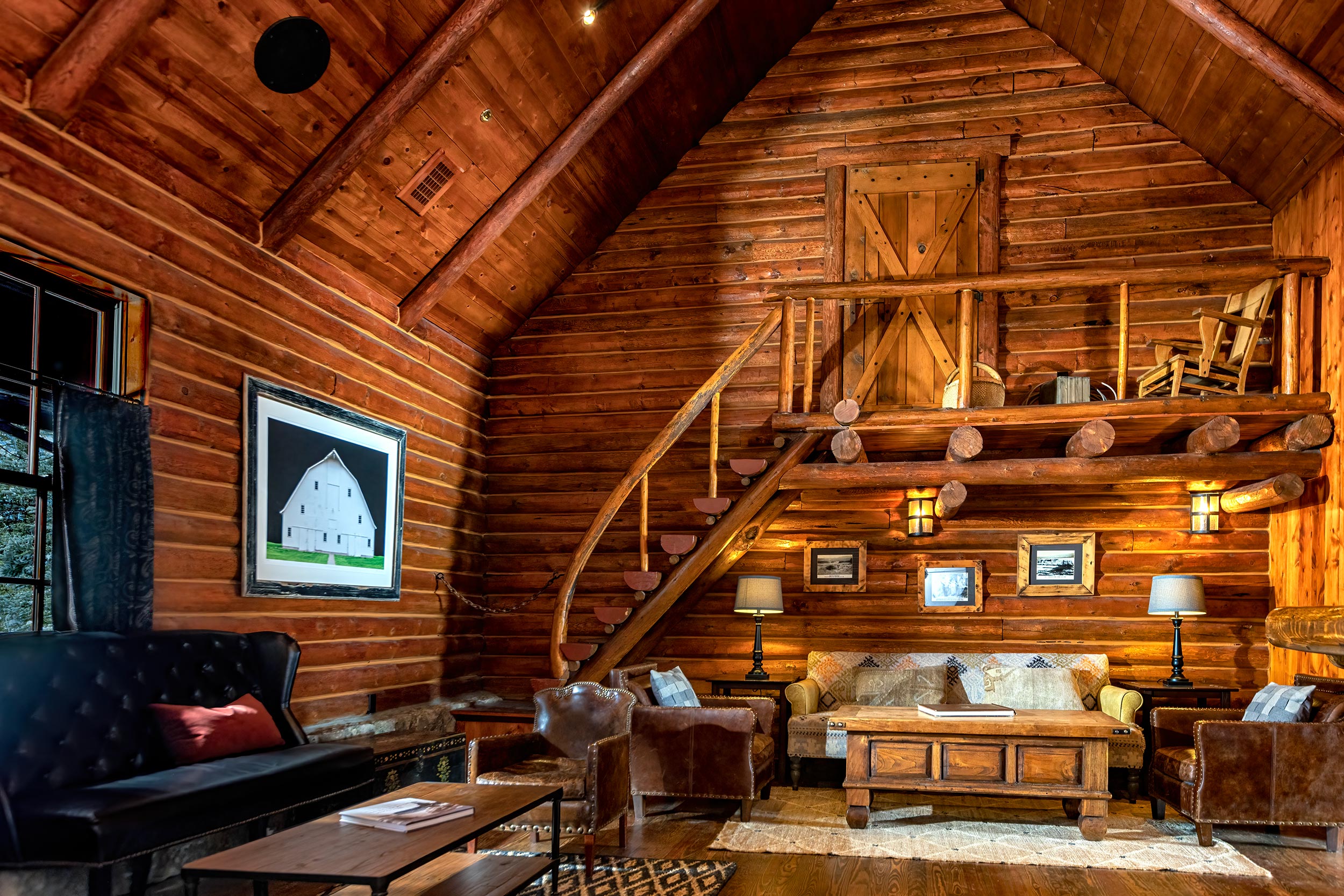 Bar lounge  for Devils Thumb Ranch
