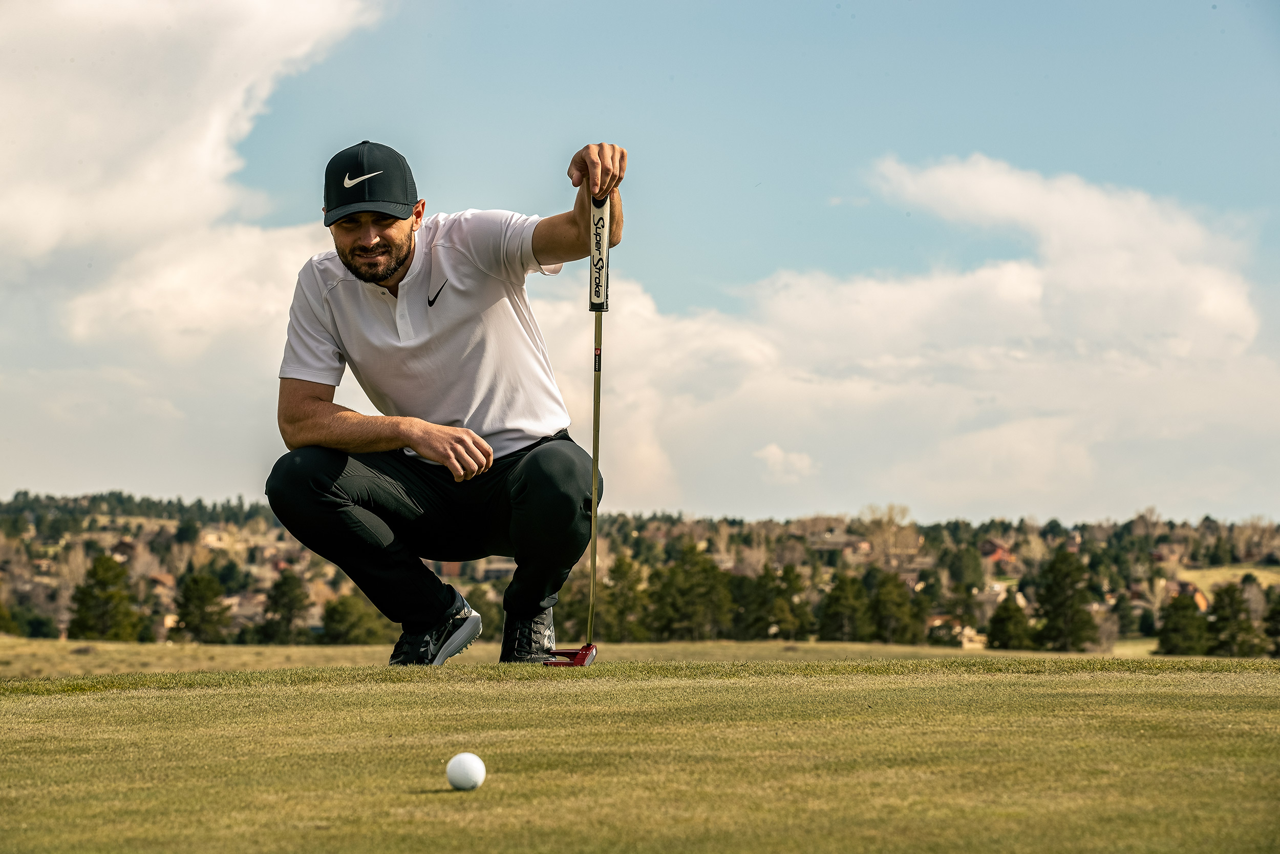 Kyle Stanley professional golfer putting for TransAmerica